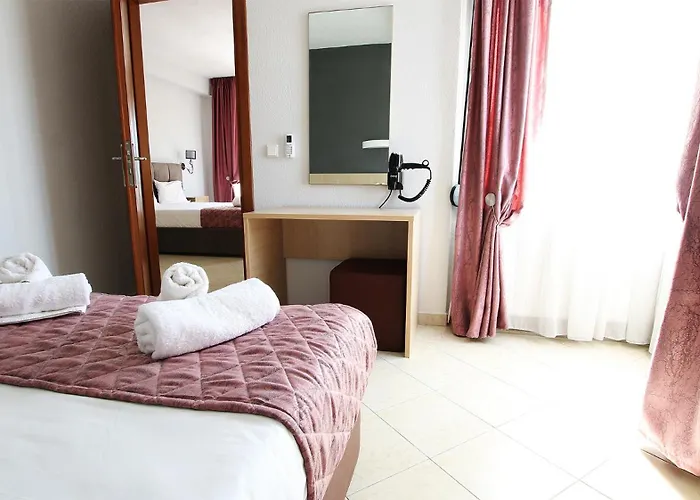 Aparthotel Evilion 3*